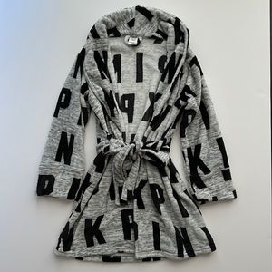 Victoria’s Secret Vs Pink robe XS/S